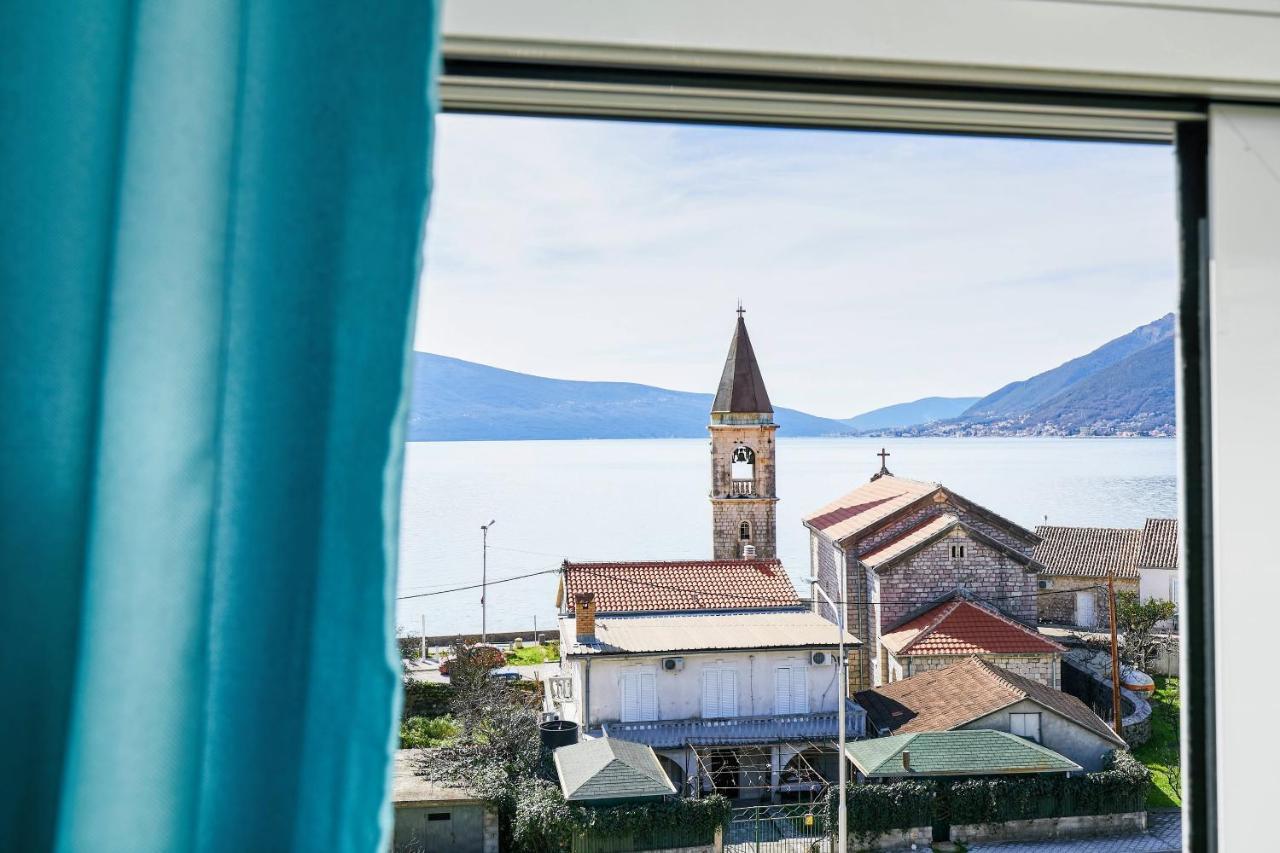Bayview Apartments Tivat Montenegro Exterior photo