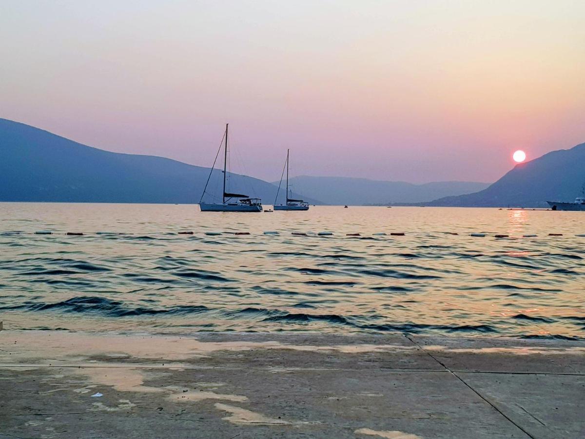 Bayview Apartments Tivat Montenegro Exterior photo